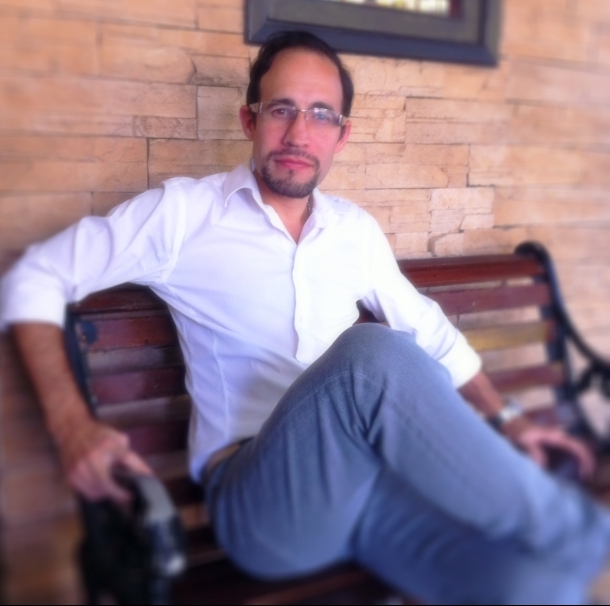 Carlos Luis Izalla Romero