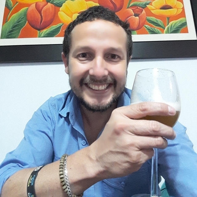 Carlos Salirrosas Mejía