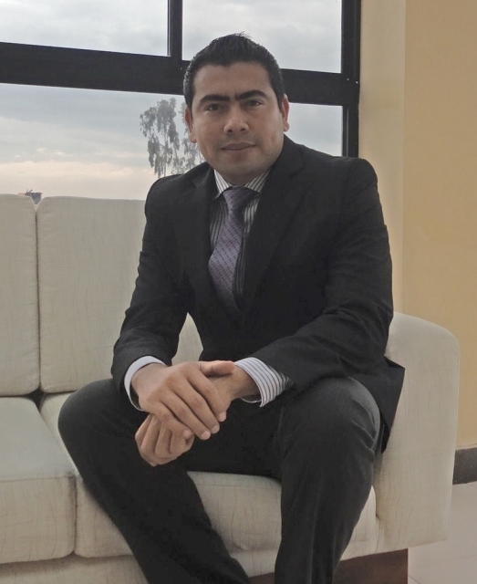 Ronald  J Acosta Pineda